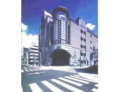 日本橋公会堂外観の画像