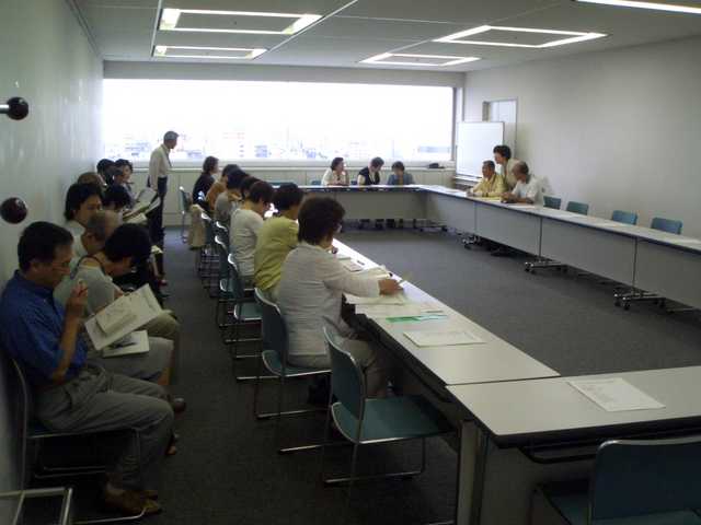 見学の様子2