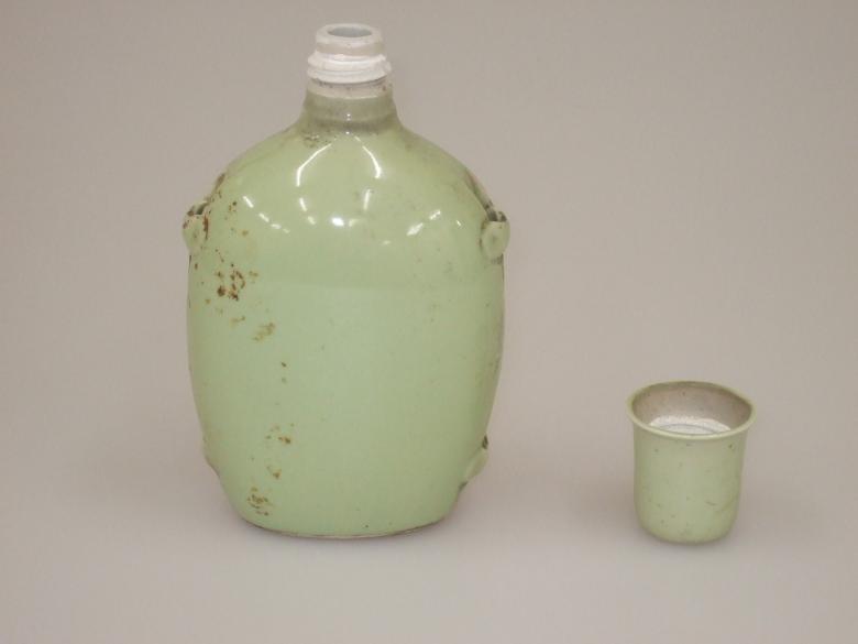 陶製水筒　画像