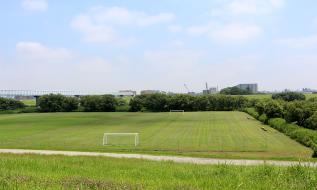 江戸川河川敷サッカー場